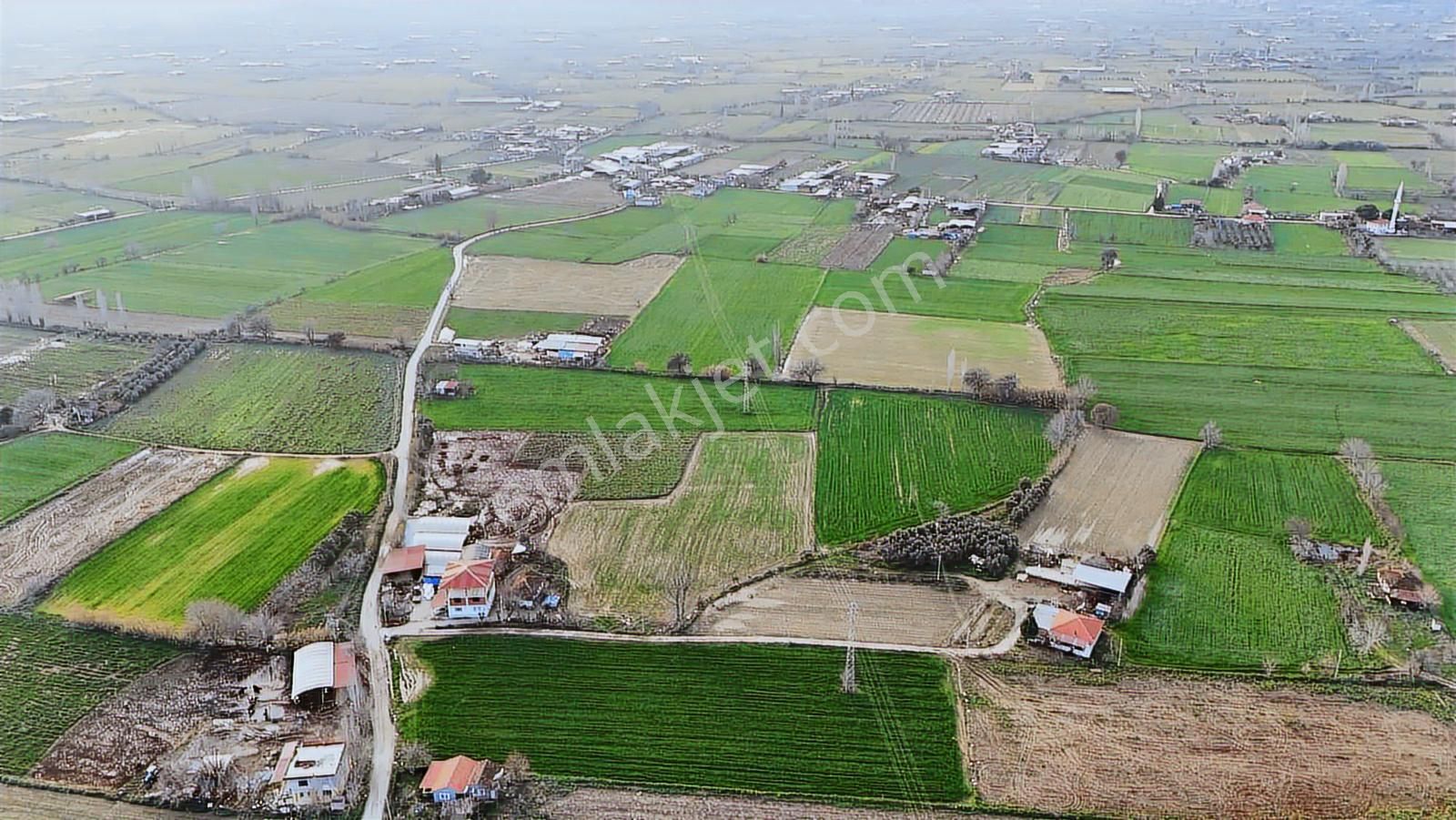 Karaburç Mahallesinde 13.738m2 Satılık Tarla Ve Ev - Görsel 19