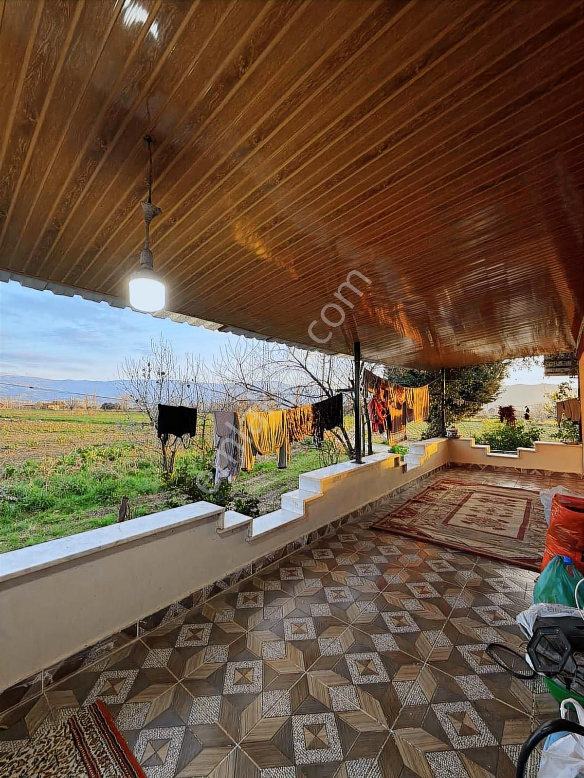 Karaburç Mahallesinde 13.738m2 Satılık Tarla Ve Ev - Görsel 16