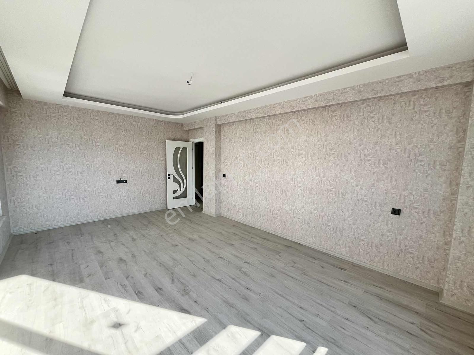 Karaman Yolu Üzerinde İskanlı Oturuma Hazır Lüks 3+1 Daire! - Görsel 2