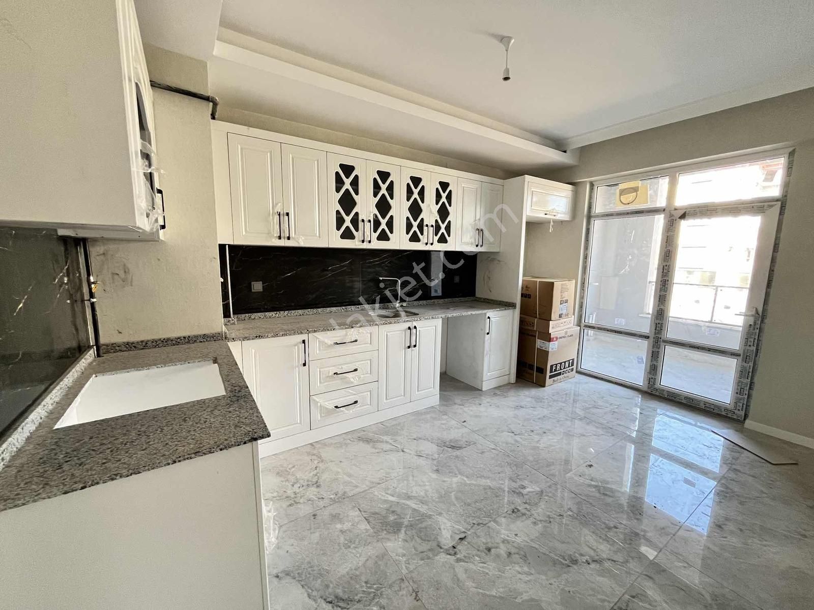 Mengene Caddesi Cepheli Geniş Lüks Oturuma Hazır 3+1 Daire! - Görsel 5