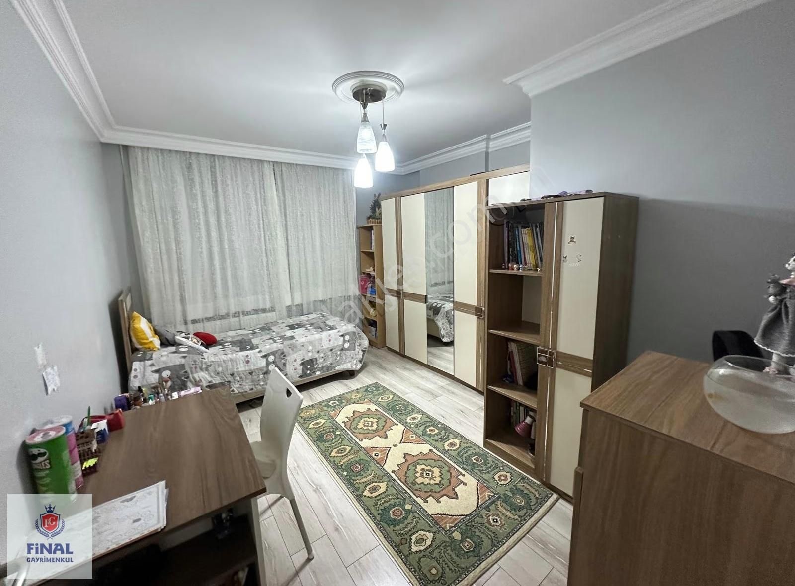 Finalden Güzelyalıda Eski Dermancan Civ.3+1 K.mutfak Doğalgazlı - Görsel 14