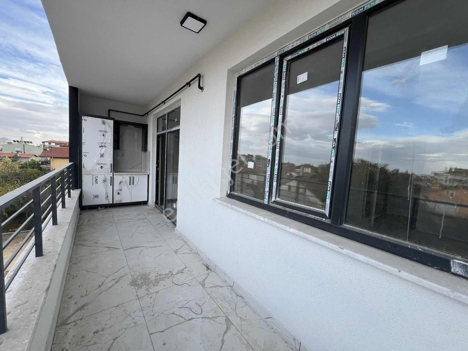 Meram Alpaslan Mahallesinde 4+1 Site İçi Lüks Daire - Görsel 15