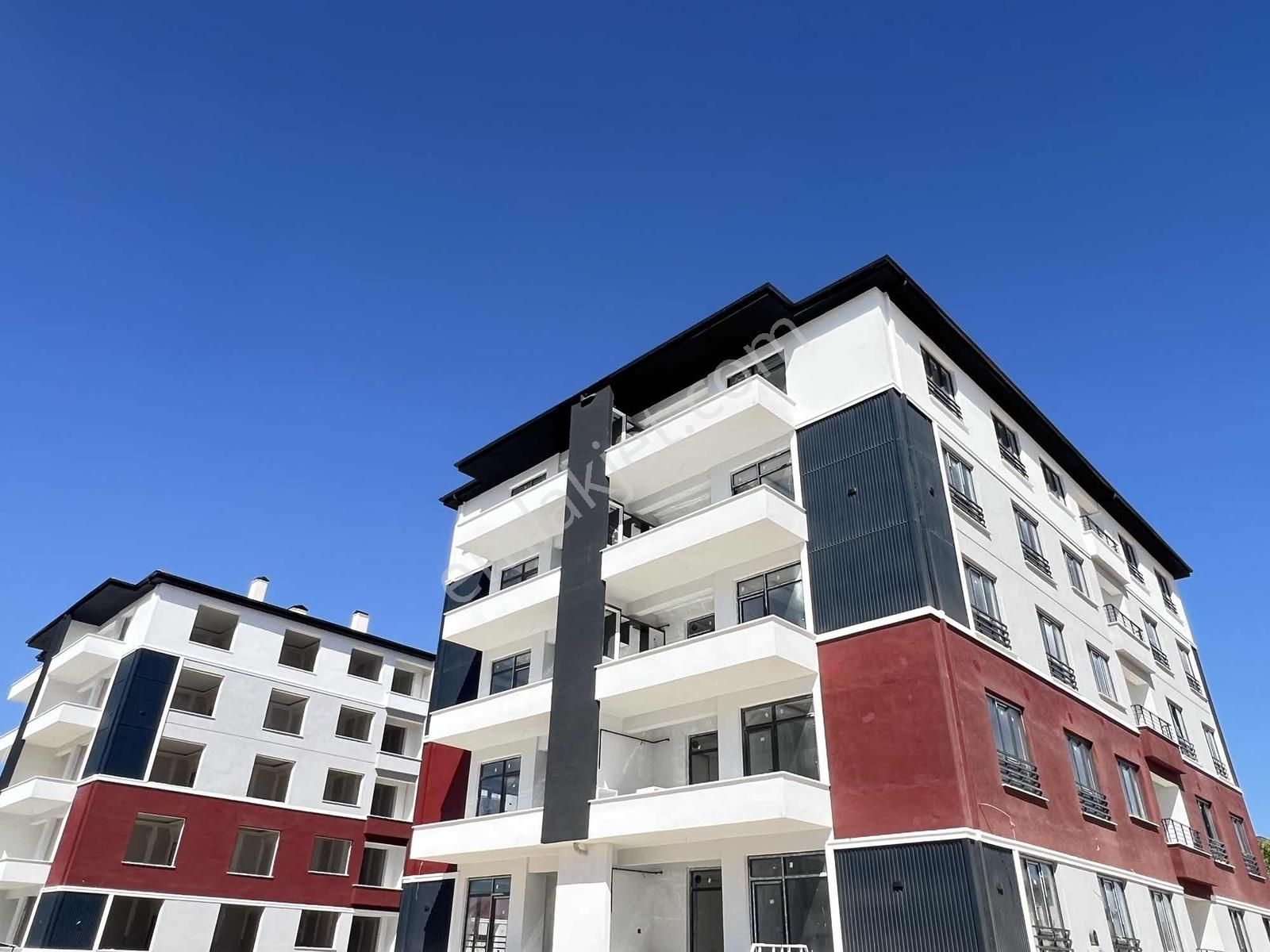 Meram Alpaslan Mahallesinde 4+1 Site İçi Lüks Daire - Görsel 17