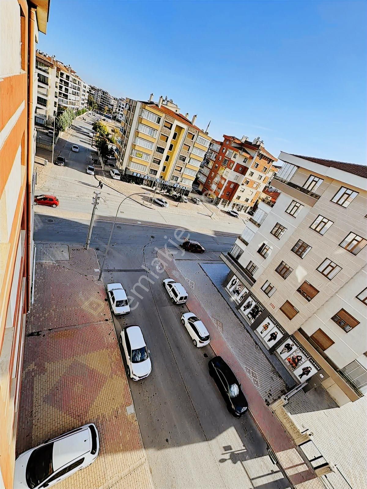 Karakayış Caddesi Üzeri Satılık 4+1 Lüks Daire - Görsel 34