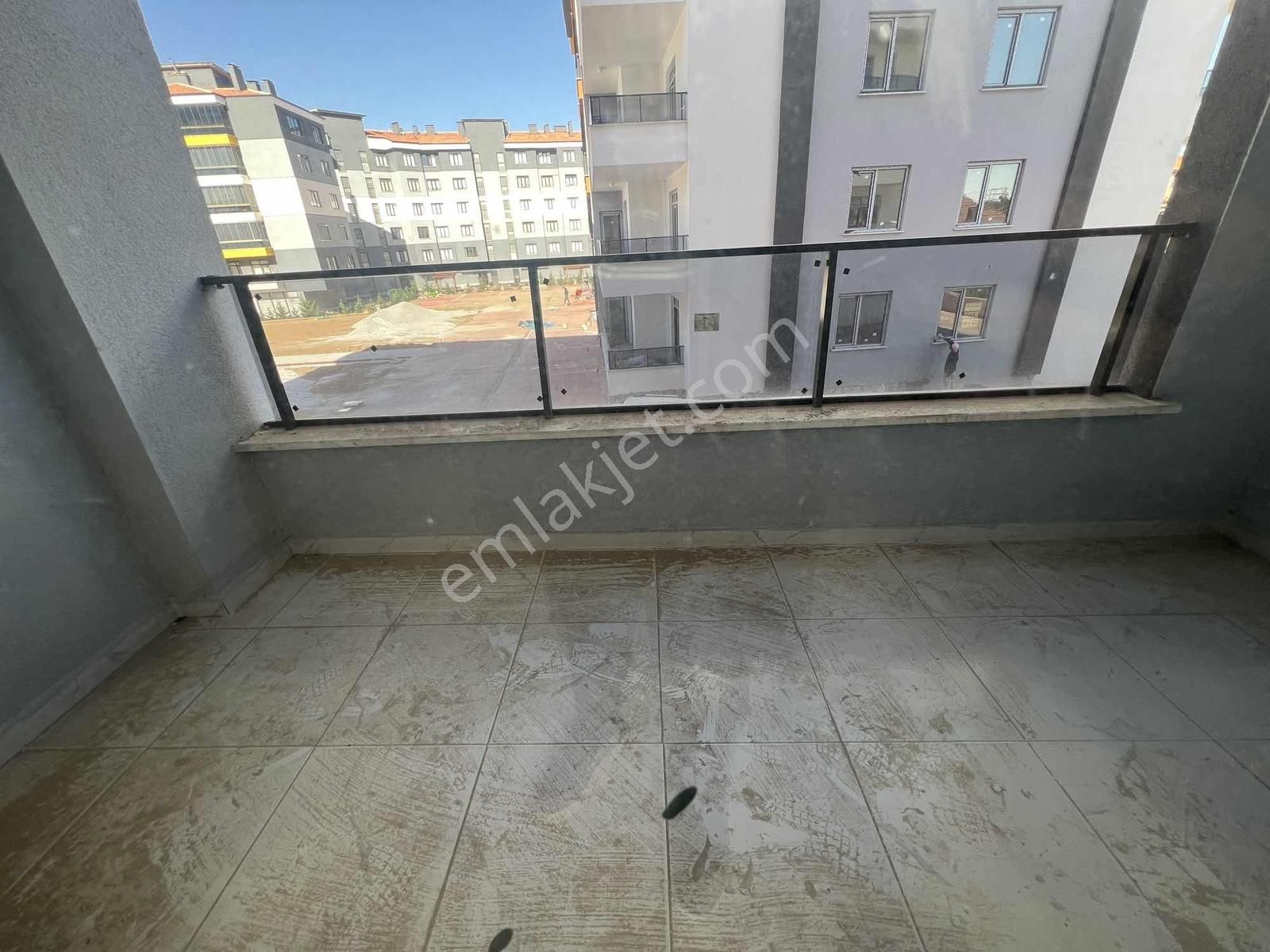 Mengene Mahallesinde 4+1 Kiralık Site İçi Sıfır Daire - Görsel 7