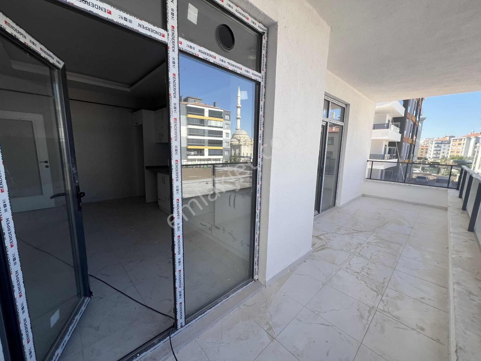 Mengene Mahallesinde 4+1 Kiralık Site İçi Sıfır Daire - Görsel 12