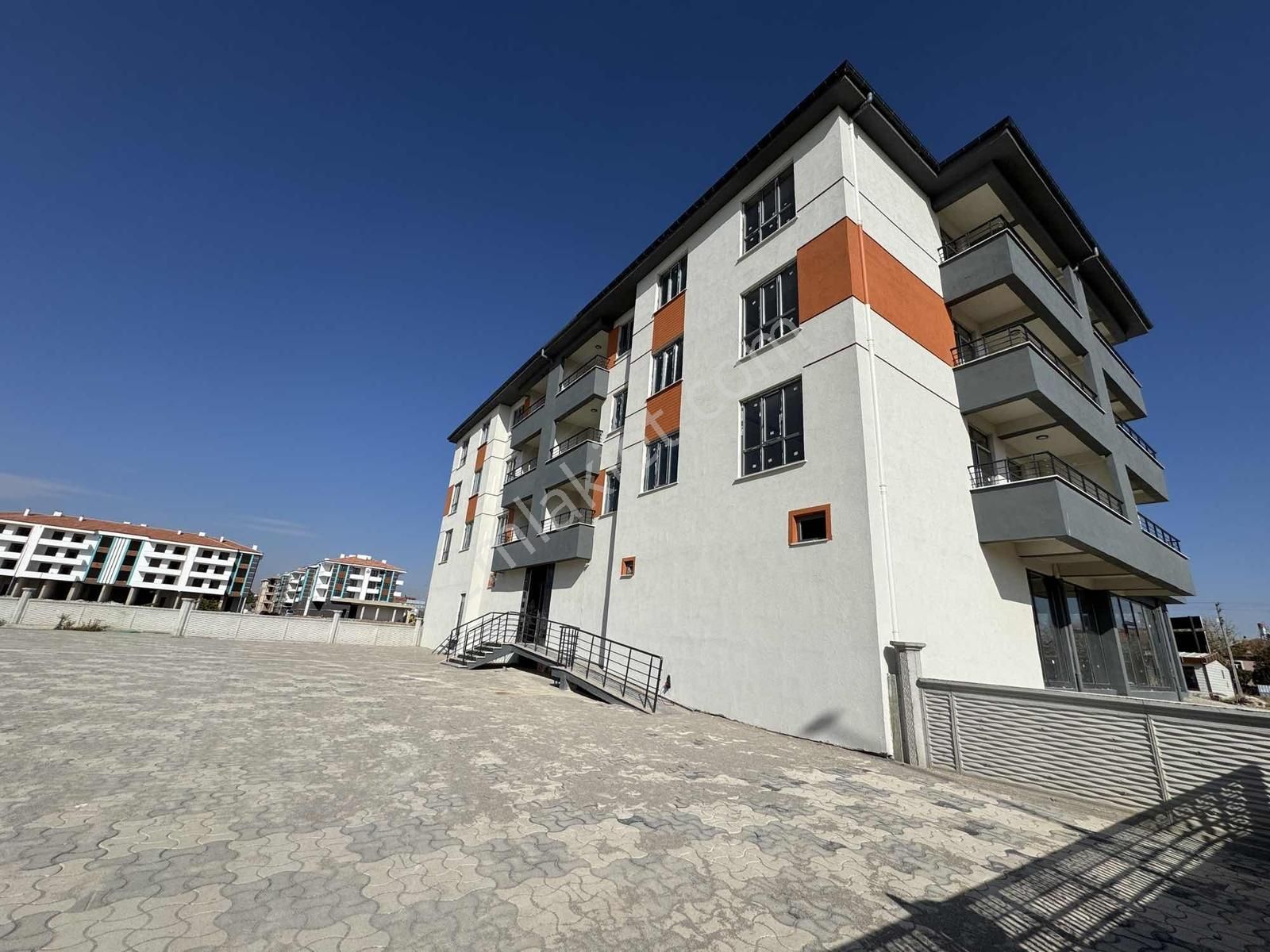 Karaman Yoluna Cephe 3+1 Oturuma Hazır Ara Kat Daire - Görsel 22