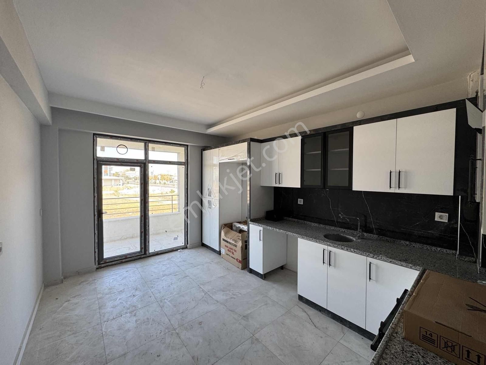 Karaman Yoluna Cephe 3+1 Oturuma Hazır Ara Kat Daire - Görsel 6