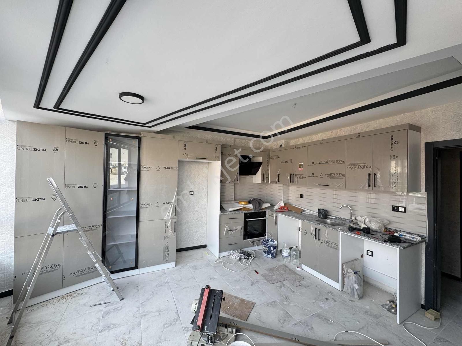 Bahçeşehir Mahallesinde Çevre Yoluna Yürüme Mesafesinde 3+1 - Görsel 3