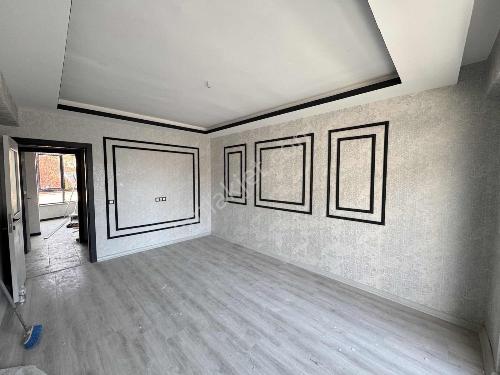 Bahçeşehir Mahallesinde Çevre Yoluna Yürüme Mesafesinde 3+1 - Görsel 4