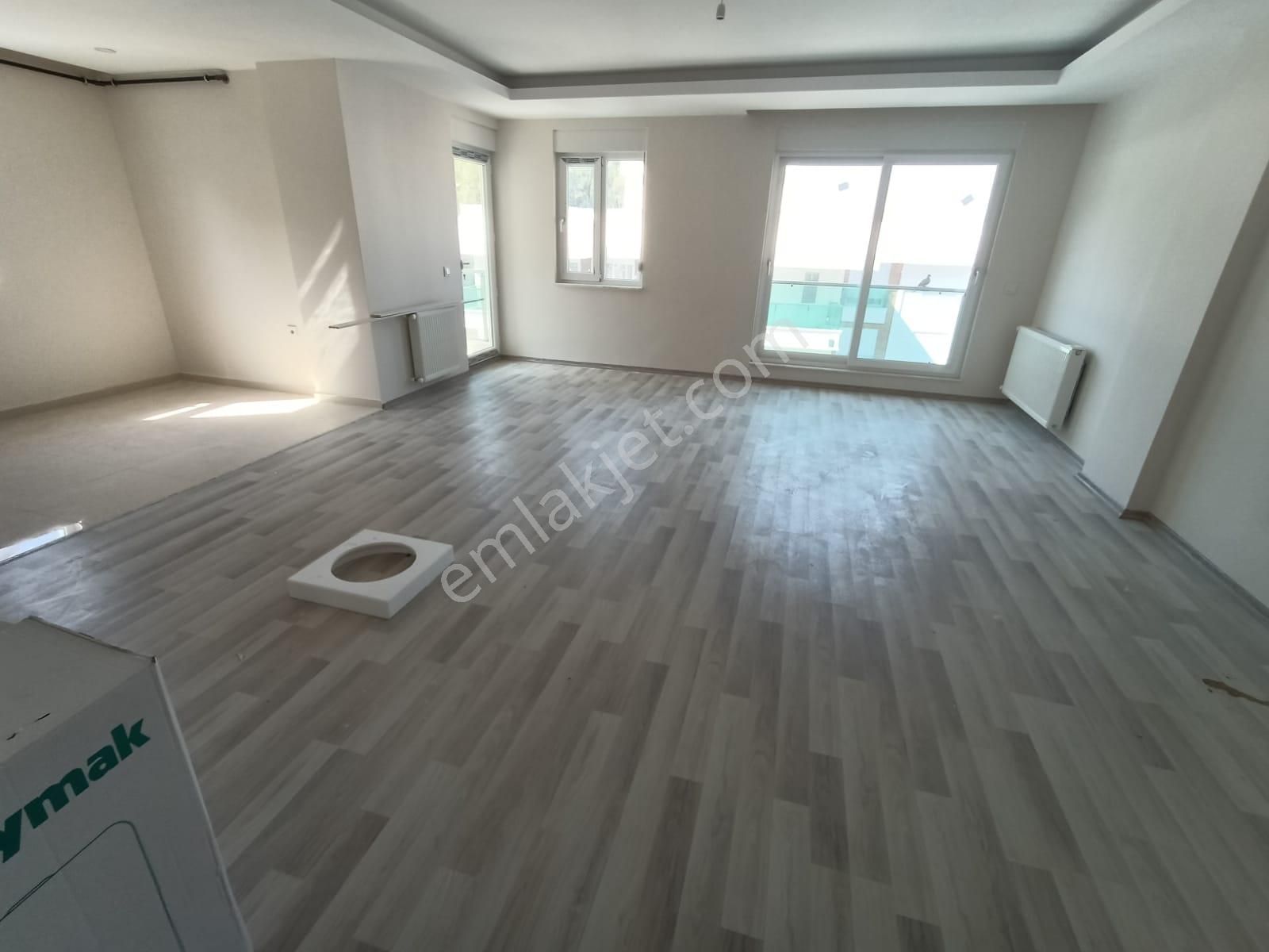 Sarısuda Havuzlu Site İçerisinde Doğalgazlı Amerikan Mutfak 4+1 Dubleks Kiralık Daire - Görsel 5