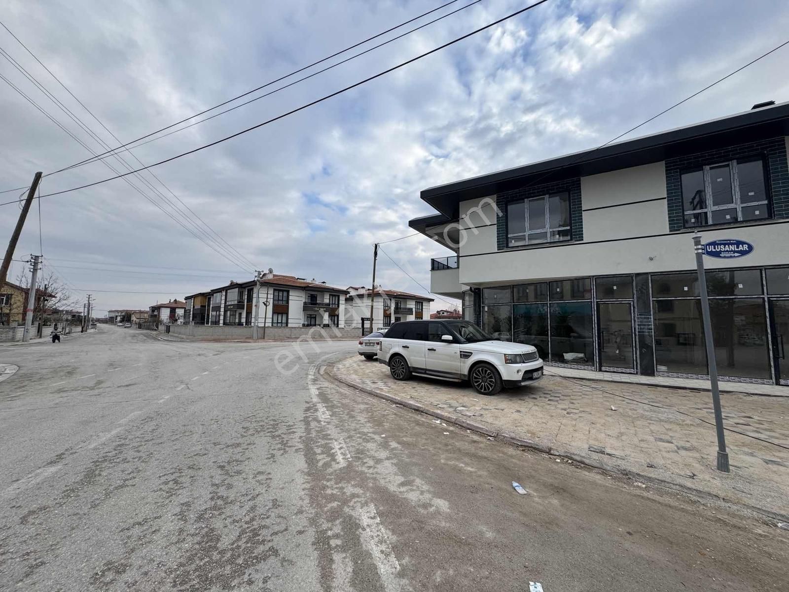 Harmancık Mahallesinde 27 Metre Hesaplı Dükkan - Görsel 2