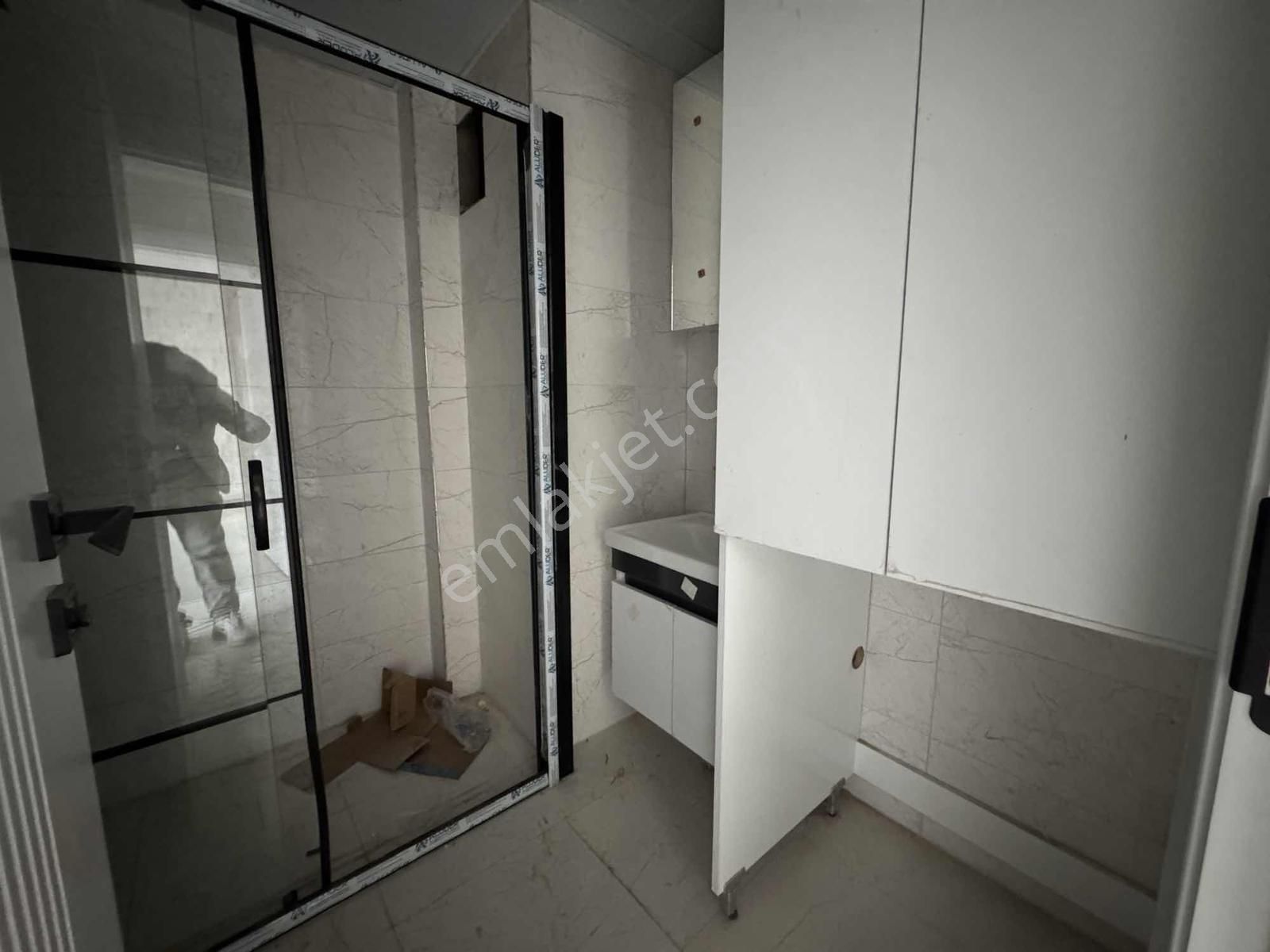 Fatih Karakol Yakını 3+1 Emin Evime Uygun Ara Kat Daire - Görsel 12