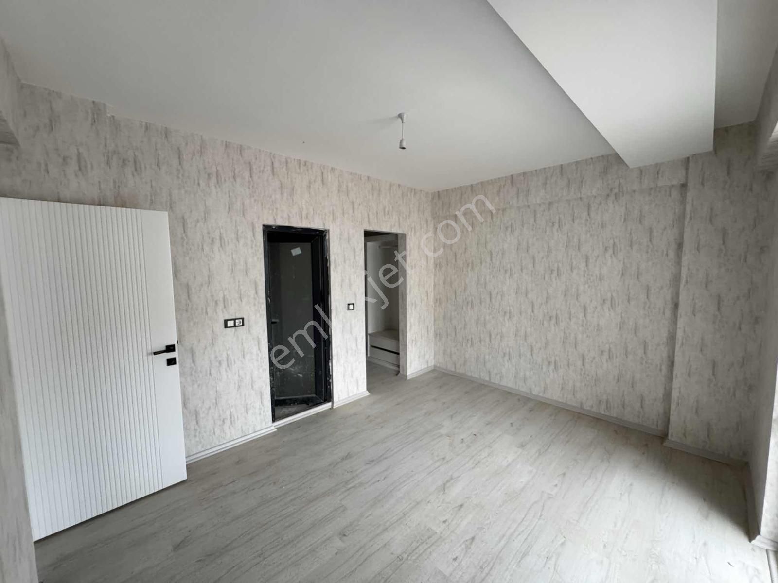 Fatih Karakol Yakını 3+1 Emin Evime Uygun Ara Kat Daire - Görsel 18