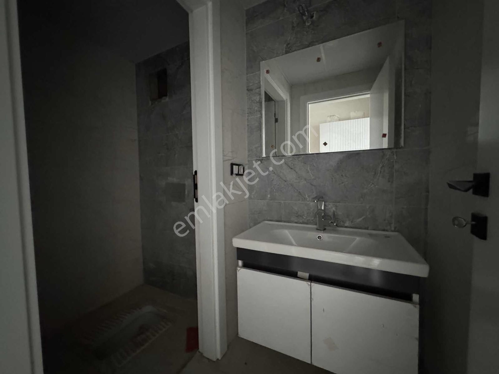 Fatih Karakol Yakını 3+1 Emin Evime Uygun Ara Kat Daire - Görsel 13