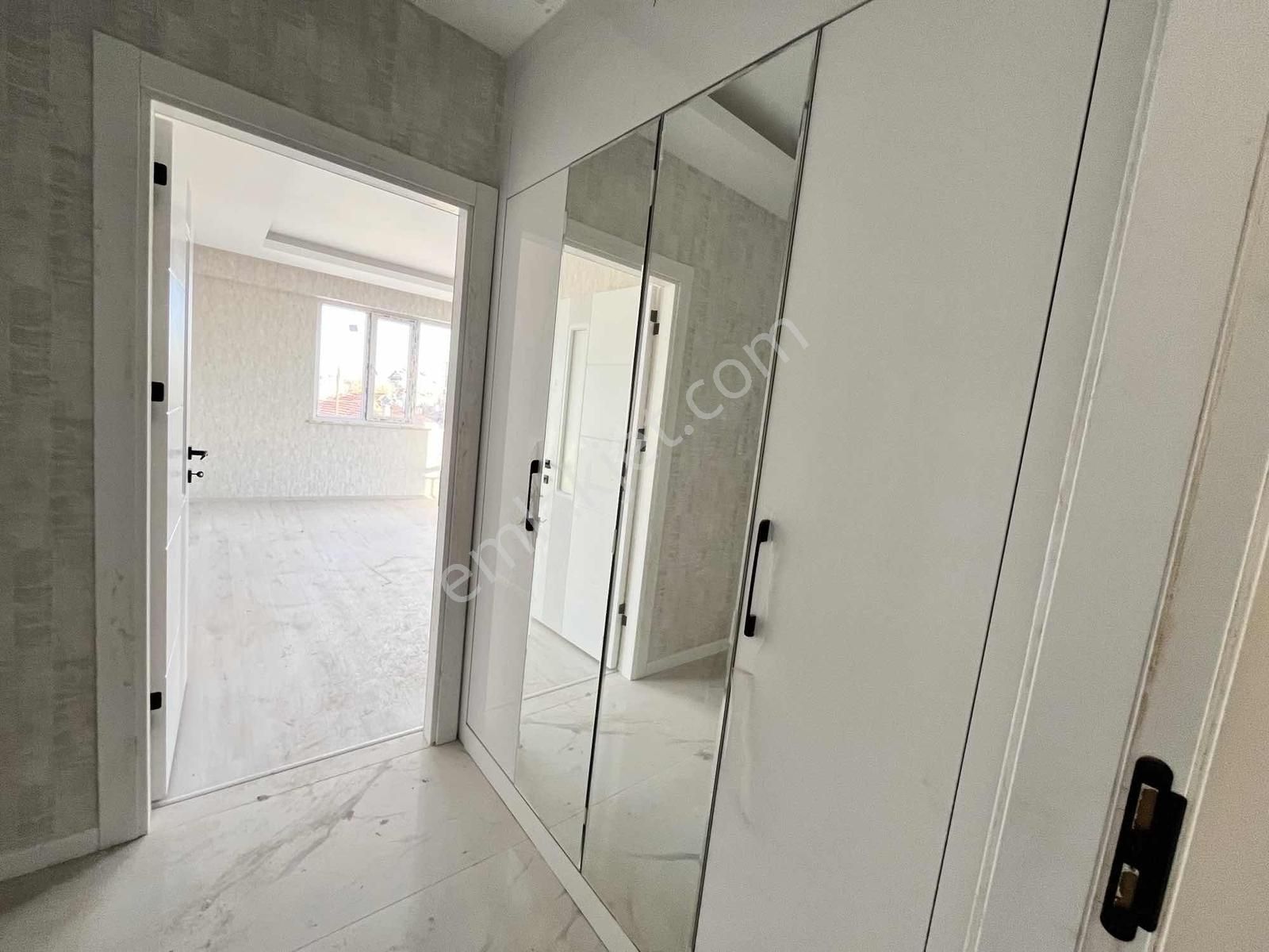 Meram Fen Lisesi Arkası Lüks Oturuma Hazır Geniş 3+1 Daire! - Görsel 12