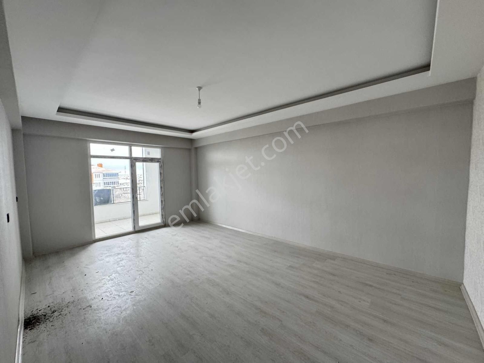 Karaman Yoluna Cephe 3+1 Daire - Görsel 8