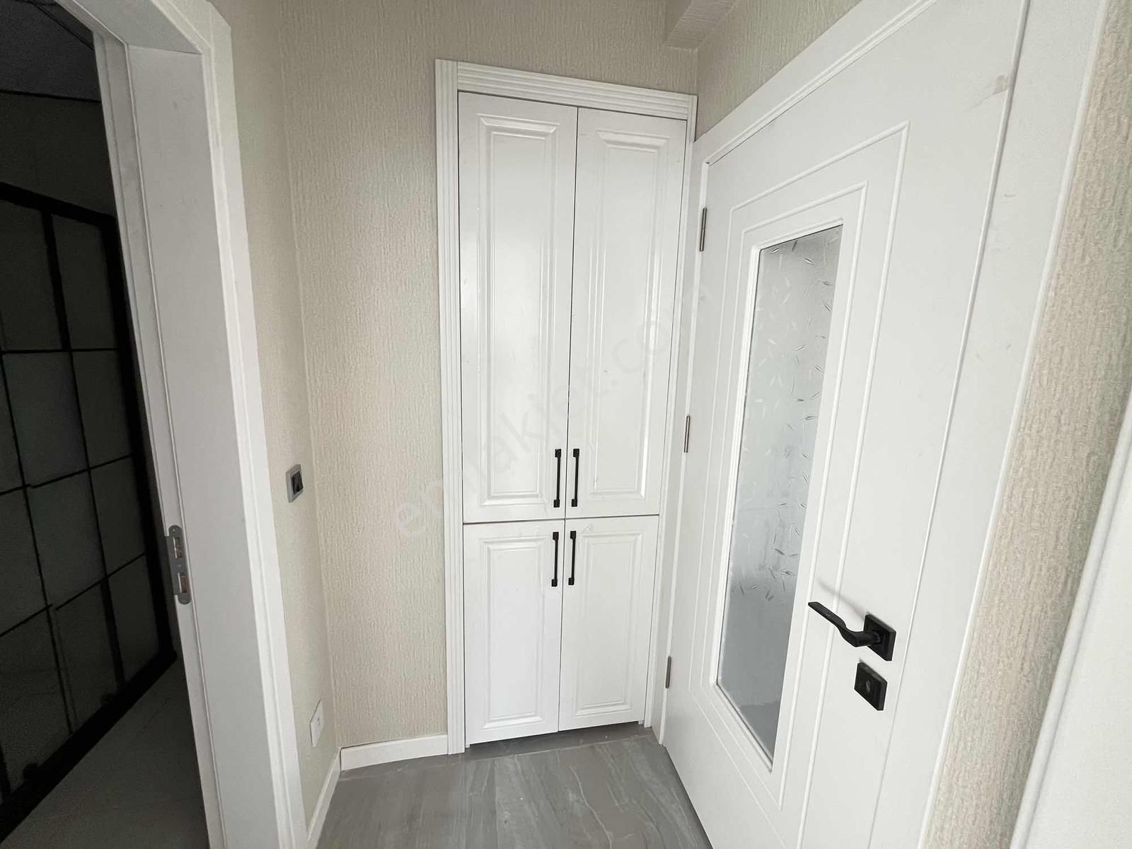 Karaman Yolu Hadimi Parkına Yakın Oturuma Hazır Lüks 2+1 Daire! - Görsel 2