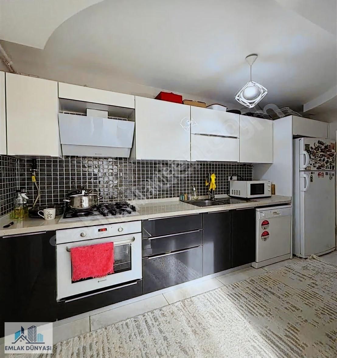 Metronun Dibinde Site İçerisinde 2+1 Satılık Daire!! - Görsel 31