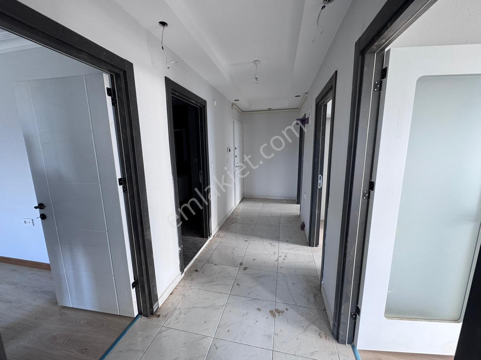 Çanakkale Çardak'ta Ebeveyn Banyolu 3+1 Kiralık Daire - Görsel 2