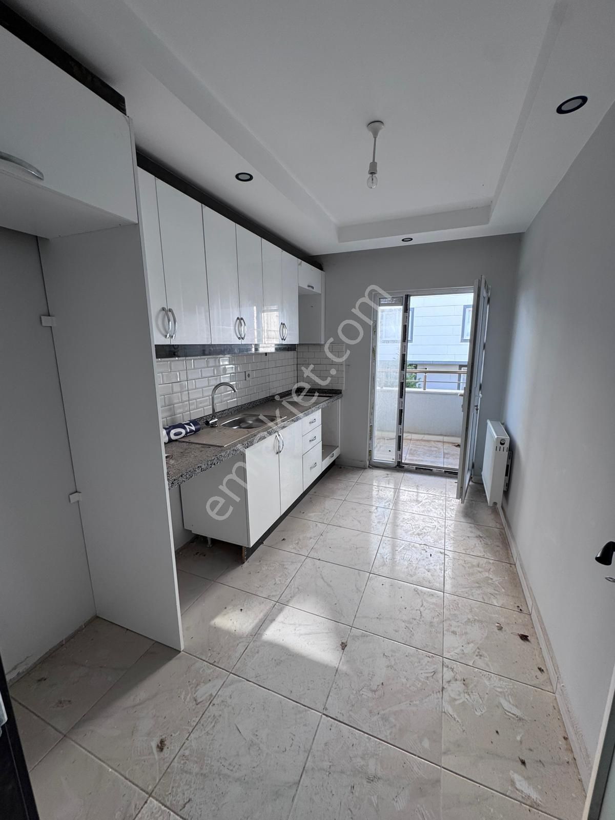 Çanakkale Çardak'ta Ebeveyn Banyolu 3+1 Kiralık Daire - Görsel 14