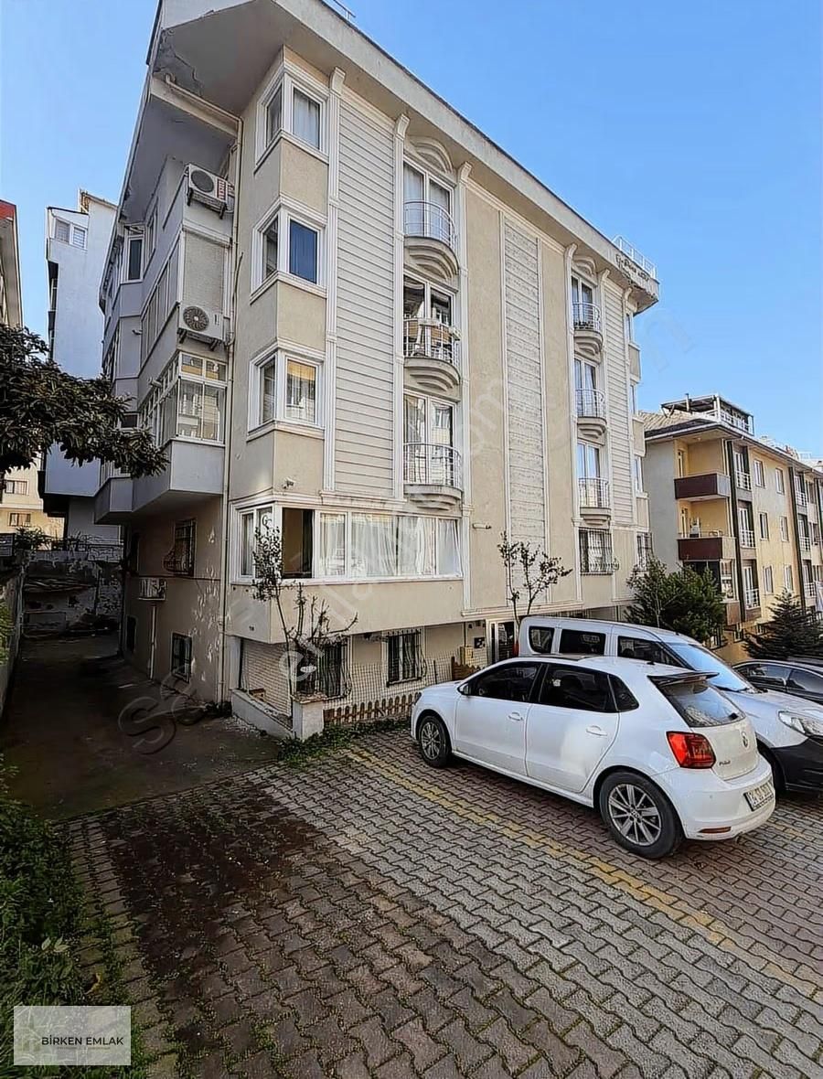 Birken Emlaktan Fındıklı Palmiye Caddessinde 3+1 Satılık Daire