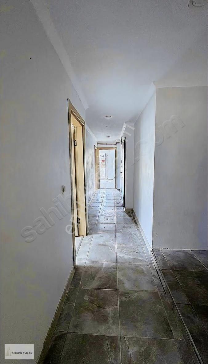 Birken Emlaktan Fındıklı Senem Sok. 2+1 Çatı Katı Kiralık Daire - Görsel 3