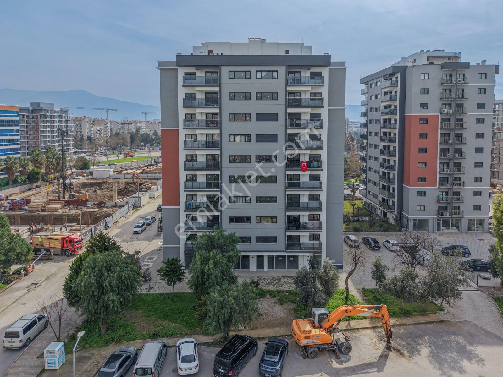 Manavkuyu Mahallesi İşlek Lokasyonda Köşe Konumlu Kiralık Dükkan - Görsel 3