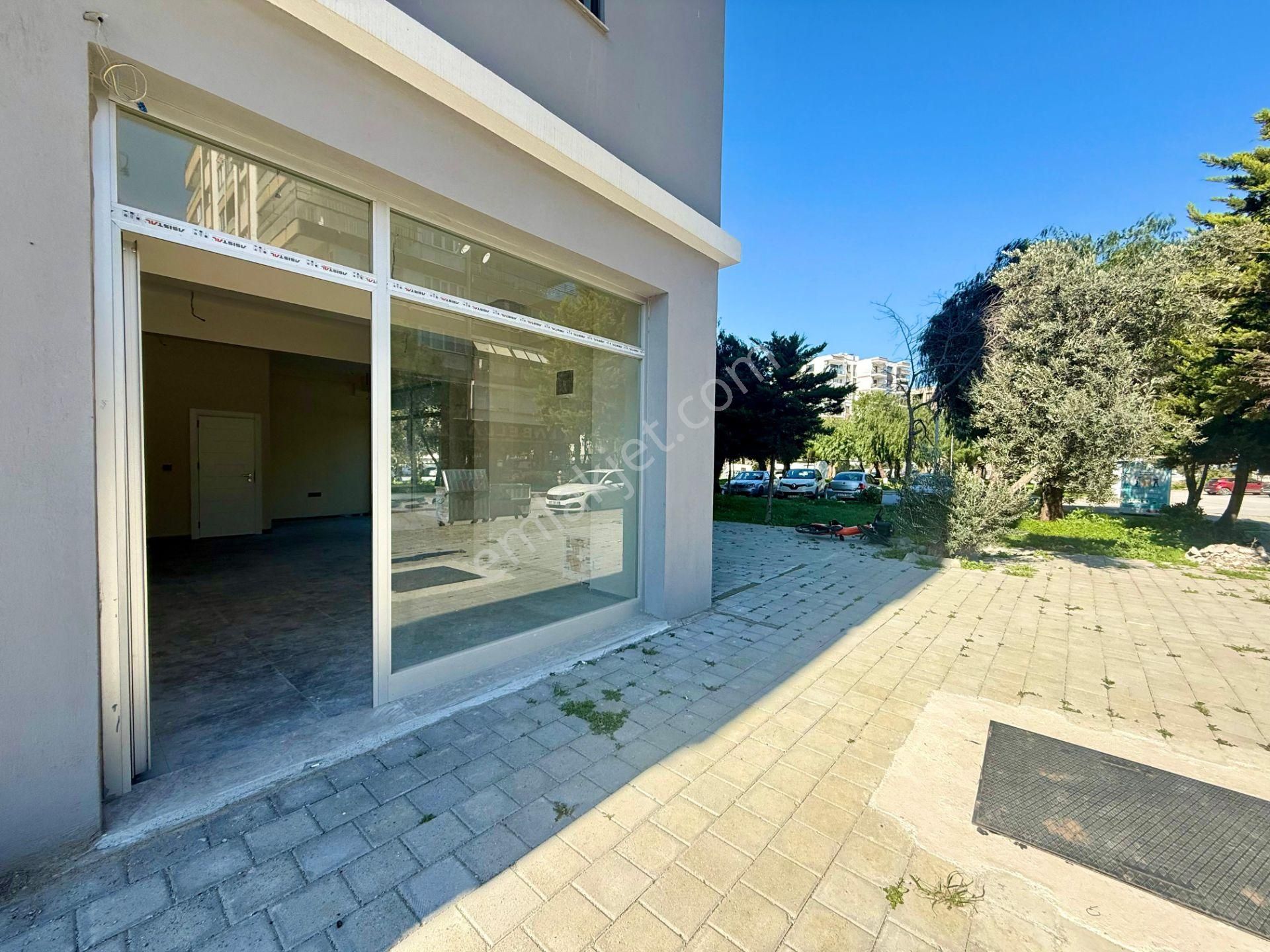 Manavkuyu Mahallesi İşlek Lokasyonda Köşe Konumlu Kiralık Dükkan - Görsel 8