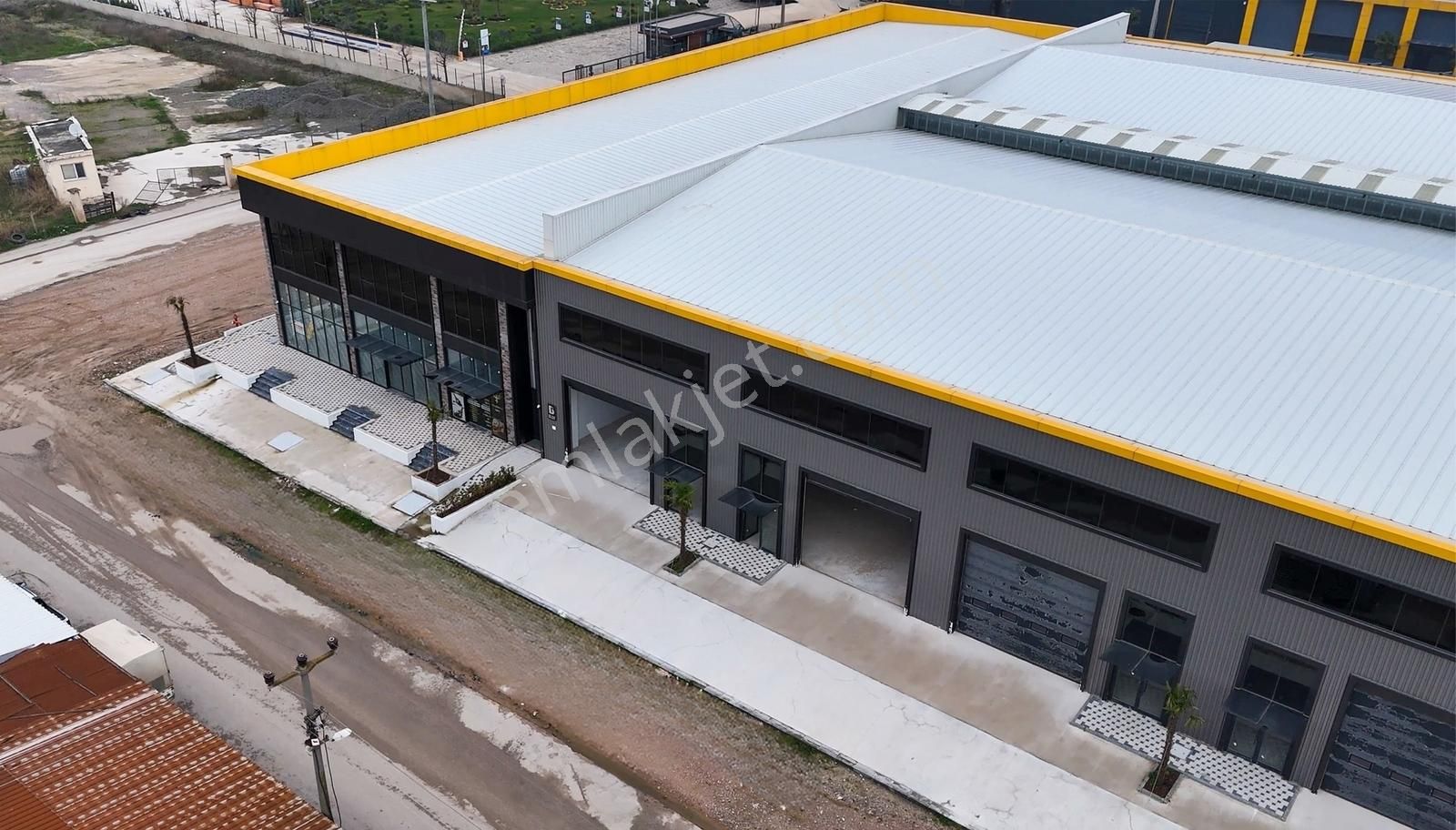 Cb Level'dan Karacabey Demart Plazada Satılık İşyeri - Görsel 9