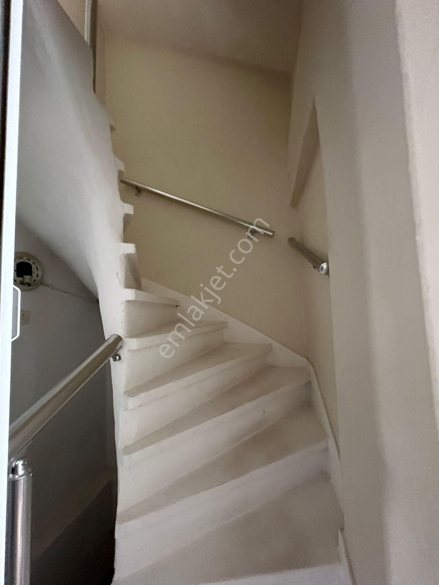 Fırsat Yeşilkent’te Sahile 100m | Özel Otoparklı & Eşyalı Bitişik Nizam Villa - Görsel 13