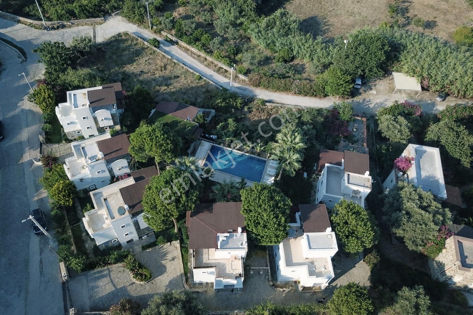 Gündoğan Küçükbükte Denize Yürüme Mesafesinde 3+1 Dubleks