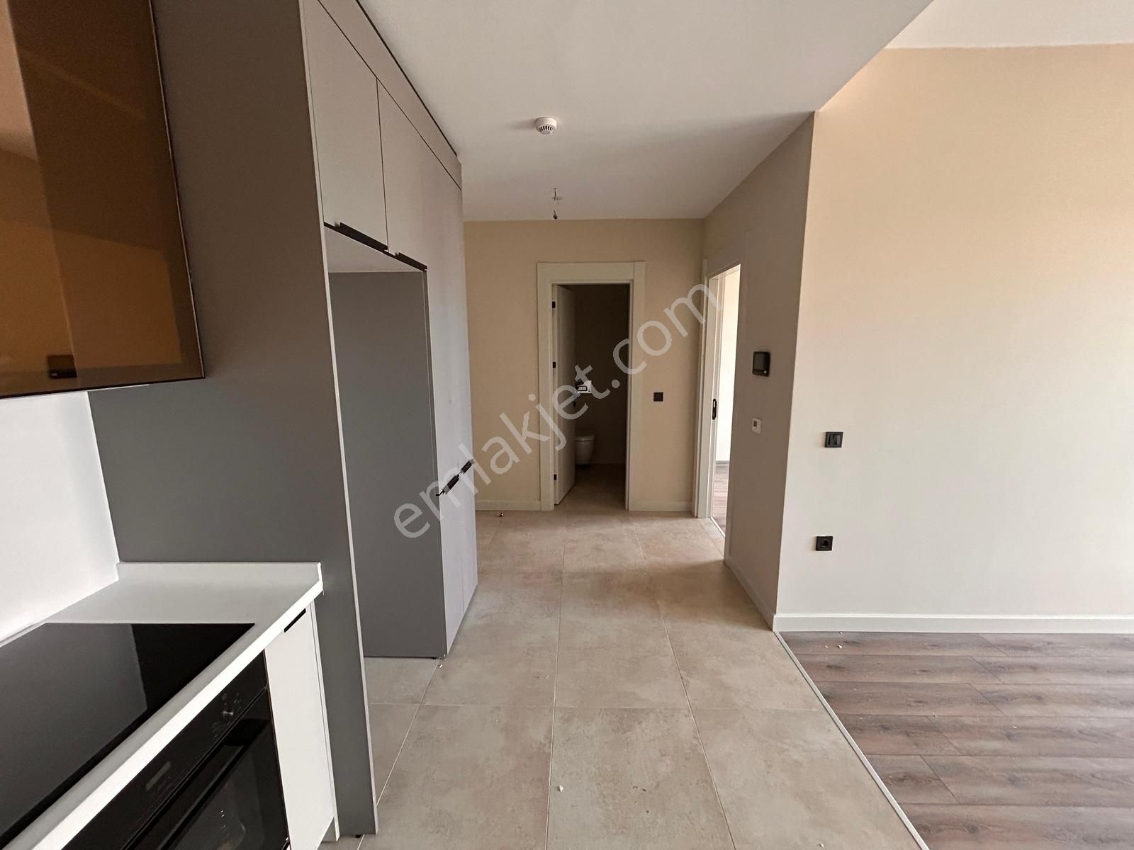 Yaşamkent Bordo Yaşam Sitesi | Kiralık 1+1 | 8. Kat - Görsel 4