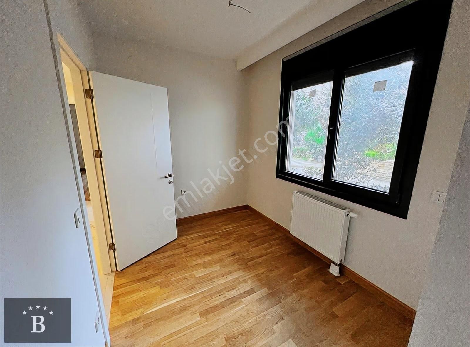 Başarı'dan Caddebostan Sahilde Denize 2. Binada 120 M2 3+1 Sıfır - Görsel 27