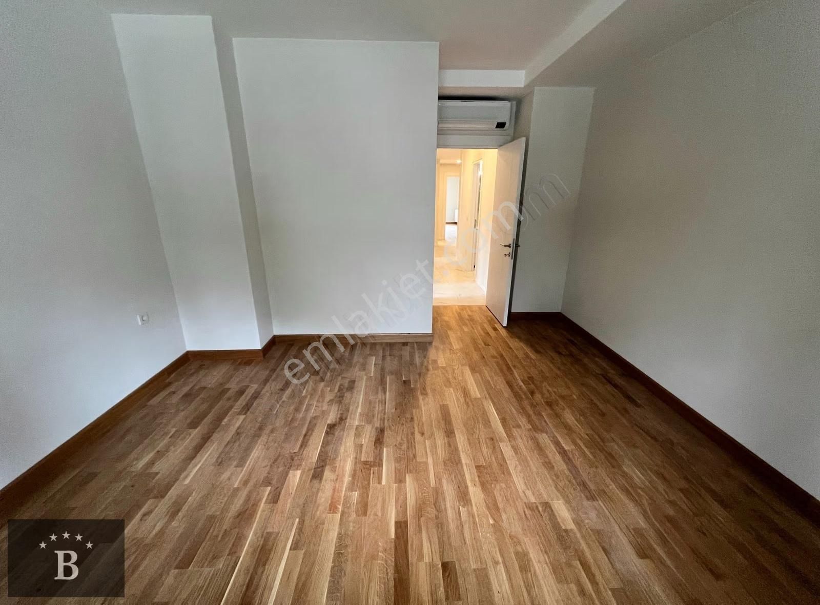 Başarı'dan Caddebostan Sahilde Denize 2. Binada 120 M2 3+1 Sıfır - Görsel 21