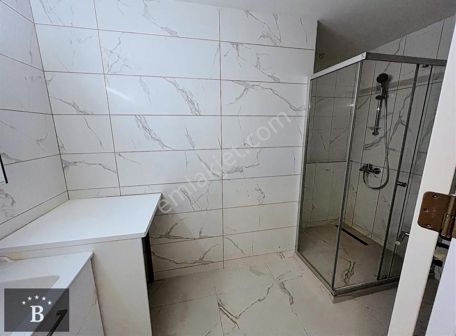 Başarı'dan Caddebostan Sahilde Denize 2. Binada 120 M2 3+1 Sıfır - Görsel 22