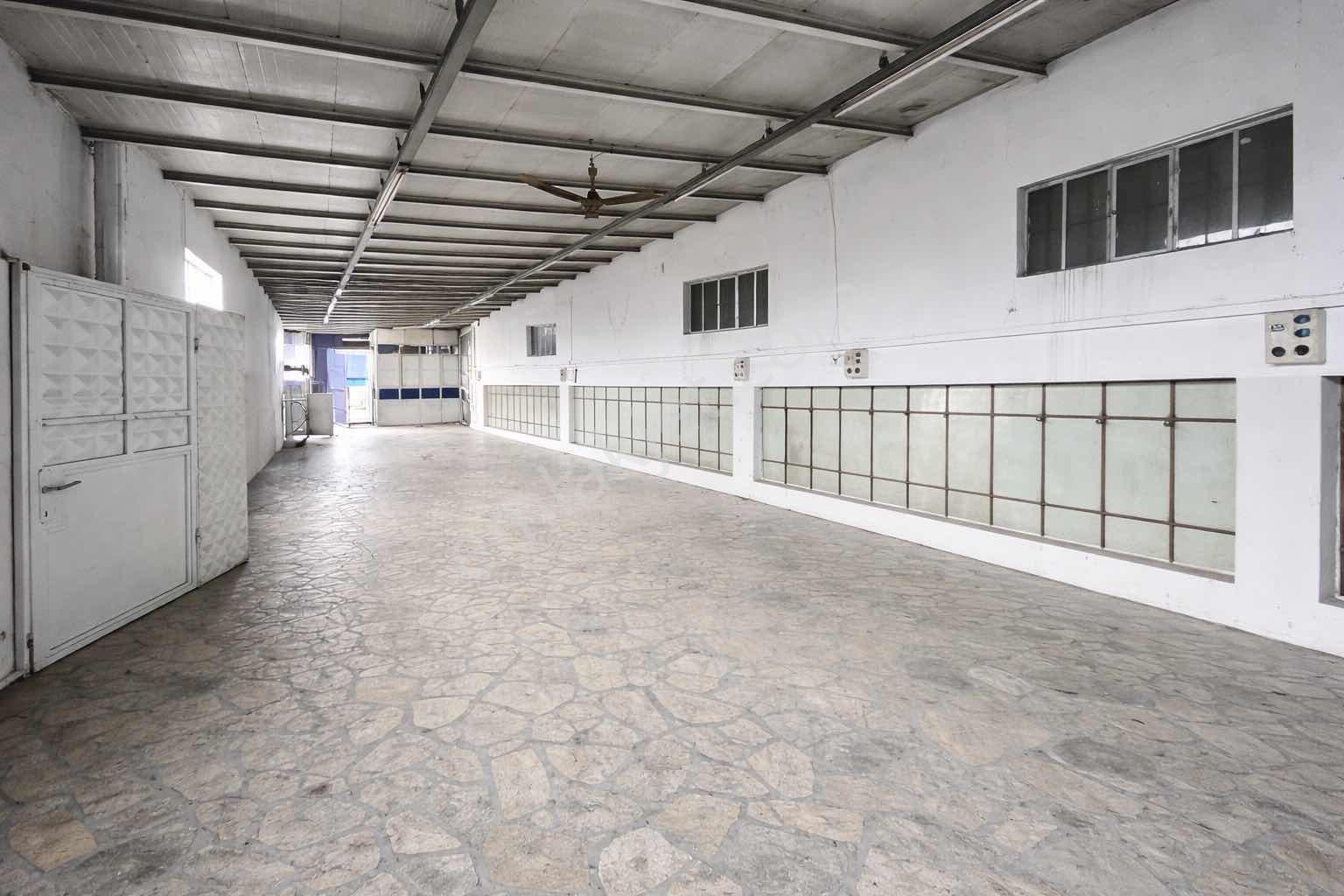 Yeni Sanayide 250 M² Satılık Dükkan - Görsel 11