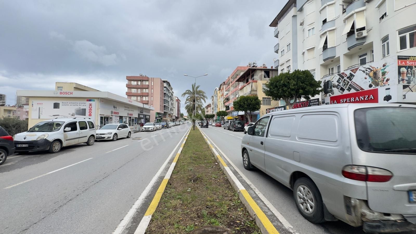 Antalya Caddesı Üzerınde Satılık Dükkan - Görsel 25