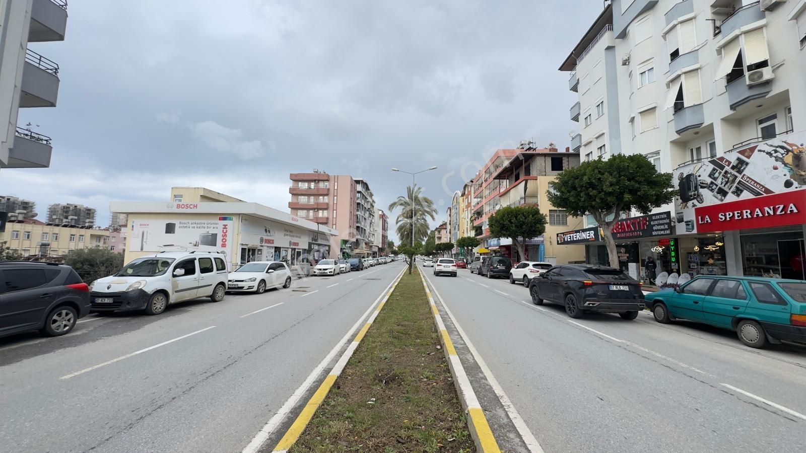 Antalya Caddesı Üzerınde Satılık Dükkan - Görsel 24