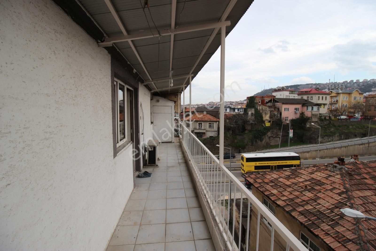 Kaçmaz Emlaklak'tantrabzon Ortahisar Hızırbey Mah Kiralık Daire - Görsel 11