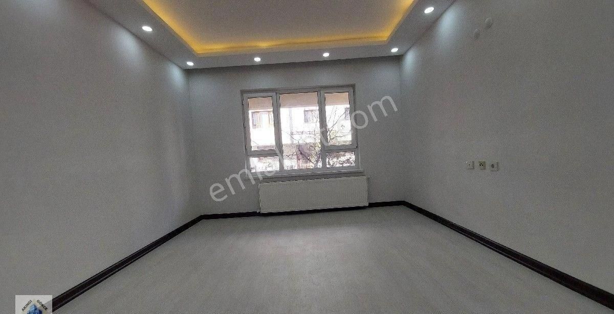 Acil Etimesğut Süvaride Yol Cephe Ultra Lüks 2+1 - Görsel 28