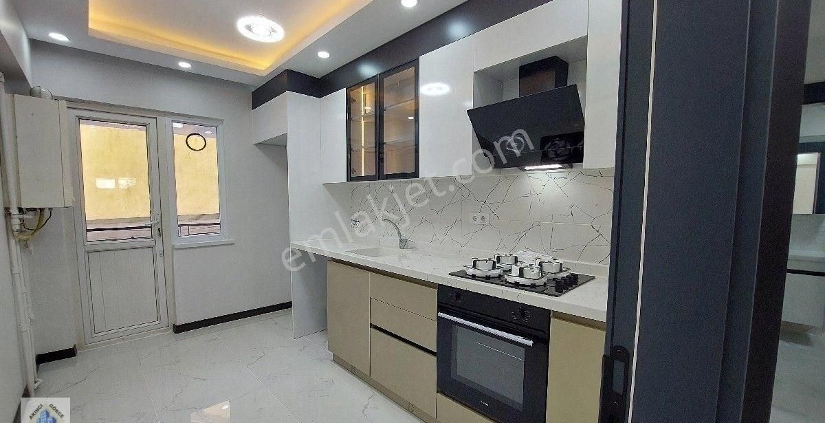 Acil Etimesğut Süvaride Yol Cephe Ultra Lüks 2+1 - Görsel 8