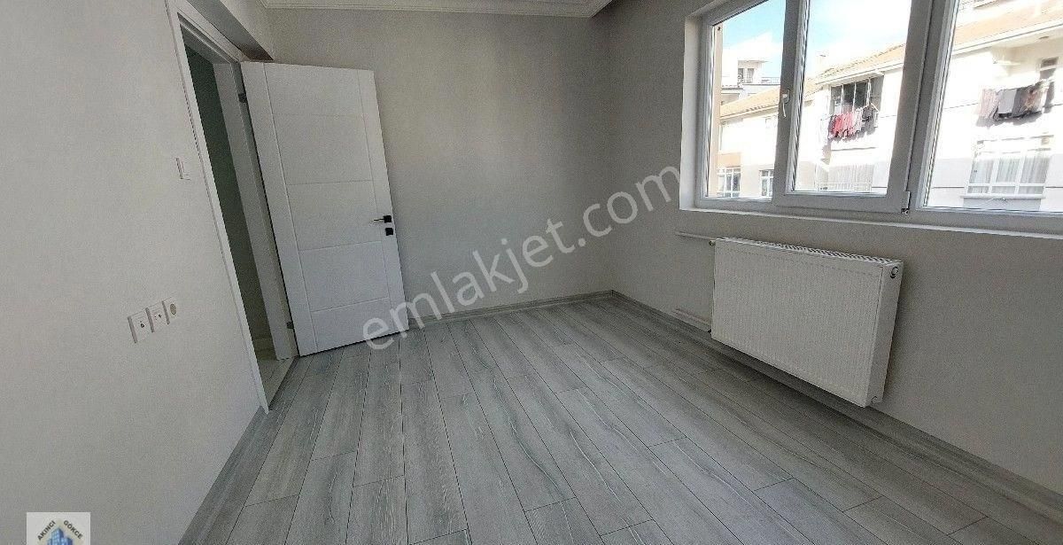 Acil Elvan Mahallesinde 1544 Cadde Üzeri Ful+ful Yapılı 1.kat 3+1 Daire - Görsel 21