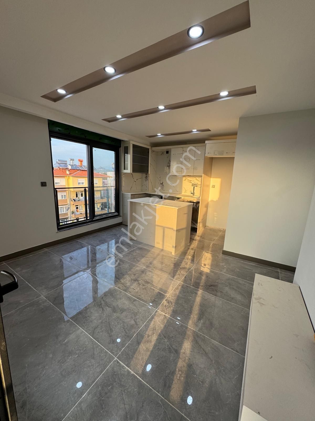 Serik Kürüş Mahallesinde Sıfır 4+1 Dubleks Havuzlu Lüks Daire - Görsel 2