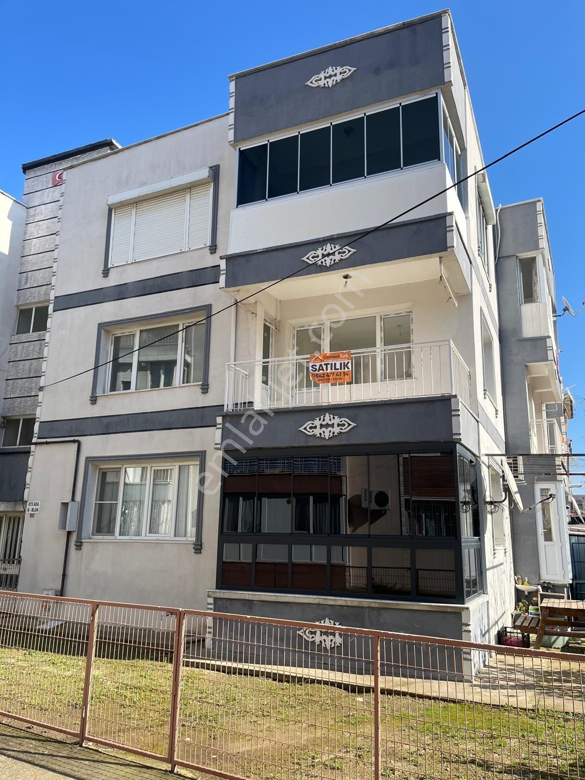 Bergama Gaziosmanpaşa Mah. Semiye Sitesinde Satılık 3+1 Daire