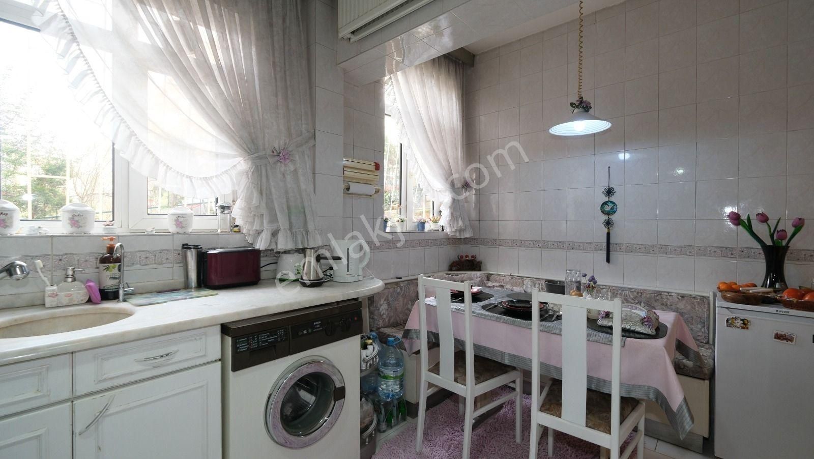 Ayrancı Gerede Sokakta Satılık Geniş 2+1 Daire