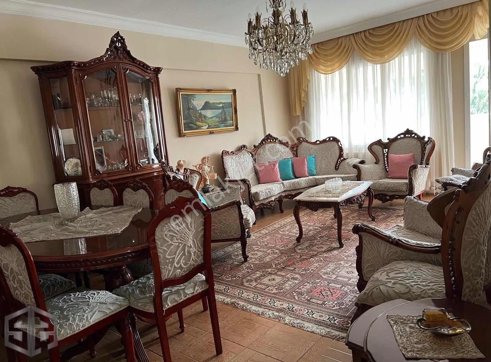 İzmir Selçuk Atatürk Mah Merkezi Konumda Doğalgazlı 3+1 Daire - Görsel 9