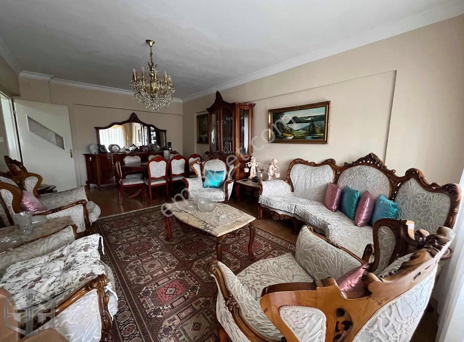 İzmir Selçuk Atatürk Mah Merkezi Konumda Doğalgazlı 3+1 Daire - Görsel 11