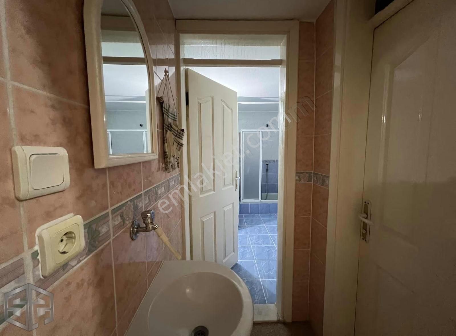 İzmir Selçuk Cumhuriyet Mh 146 M2 Daire - Görsel 4