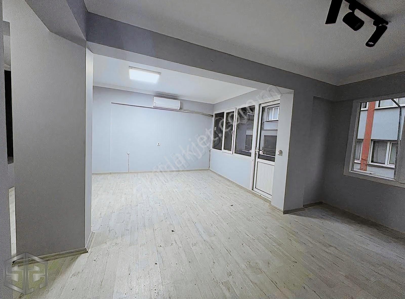 İzmir Selçuk Atatürk Mh 2+1 Daire Çarşı Merkezde